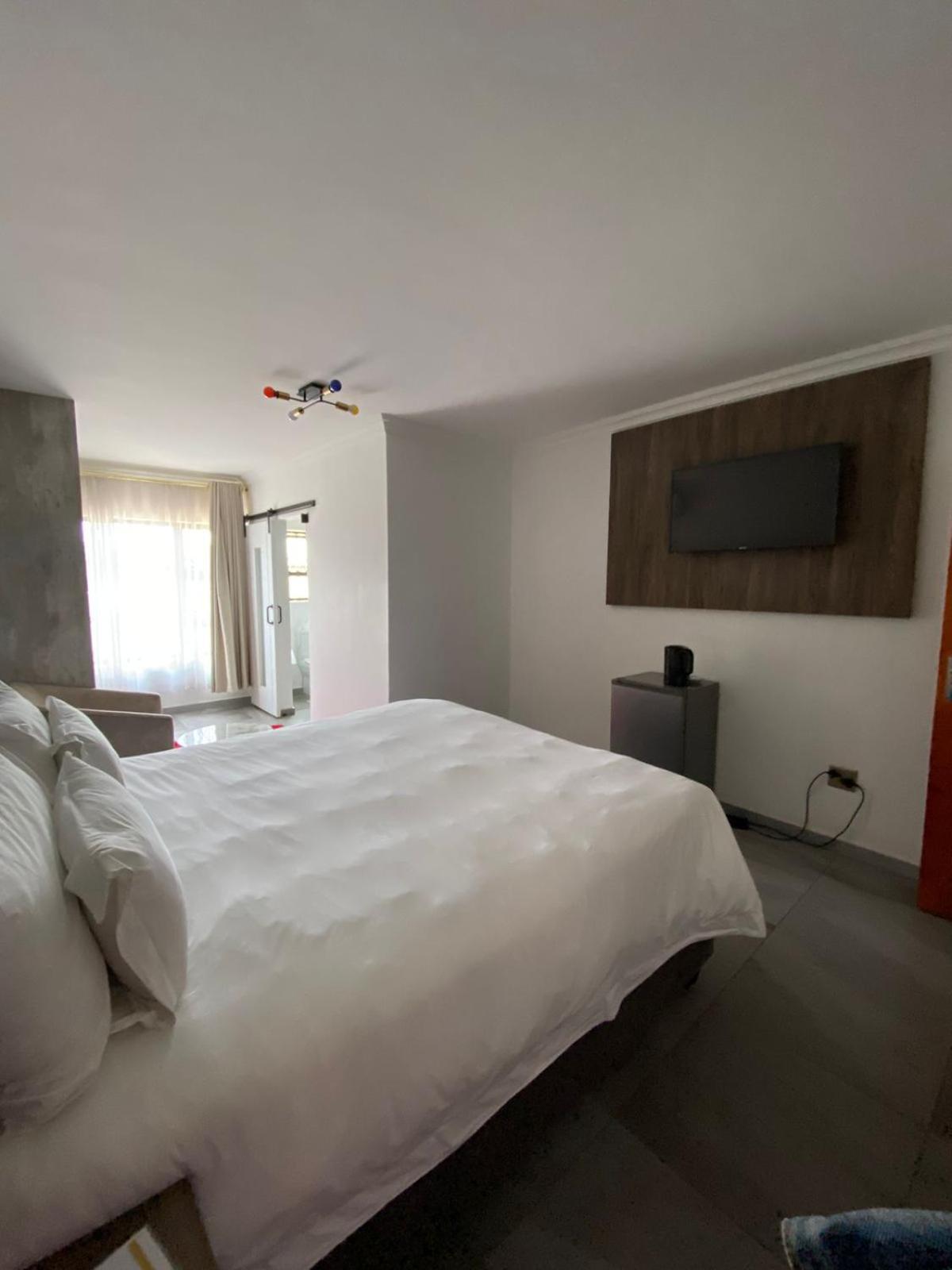 קמפטון פארק Hotel El Infinito מראה חיצוני תמונה