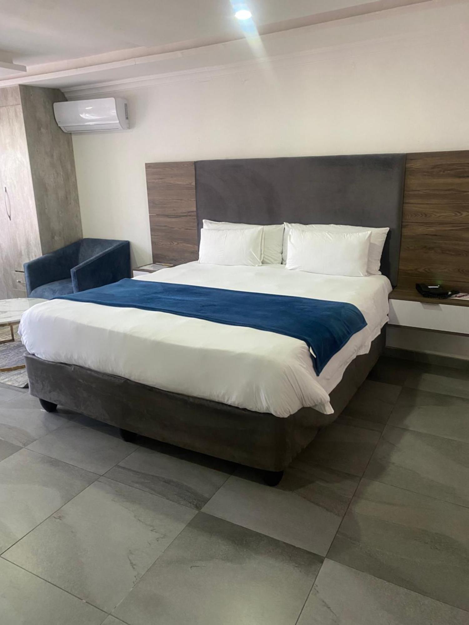 קמפטון פארק Hotel El Infinito מראה חיצוני תמונה